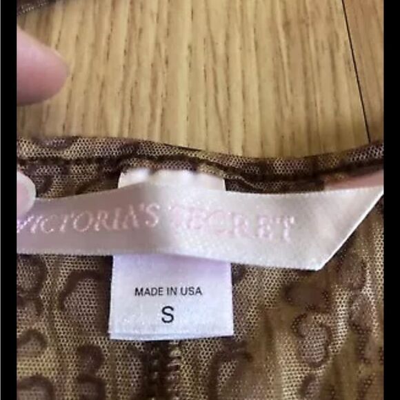 VINTAGE VICTORIA’S SECRET Python Print Mesh Stretch Nightie Lingerie SIZE SMALL - Picture 4 of 11